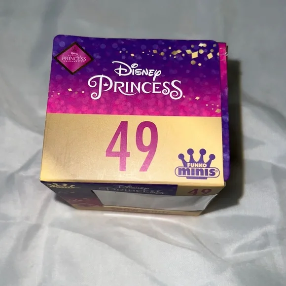 Disney princess Snow White, funko Minis! New in box! - Picture 4 of 8